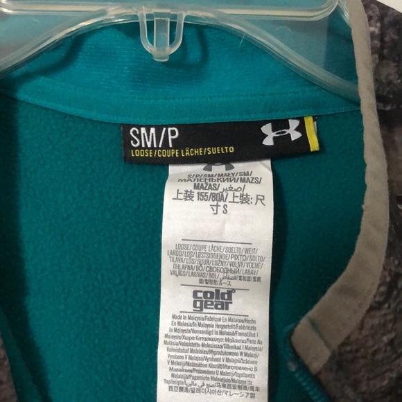 Underarmor pullover - Picture 2 of 3